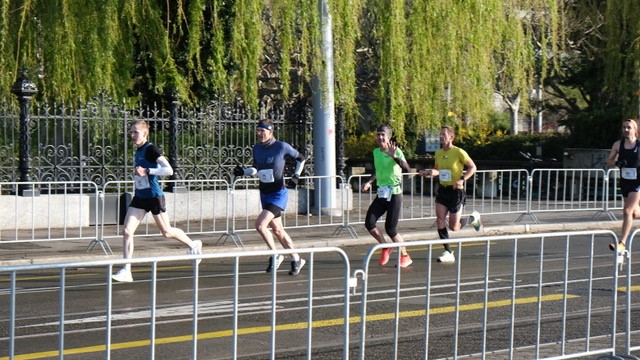 Alex gut gelaunt bei km7